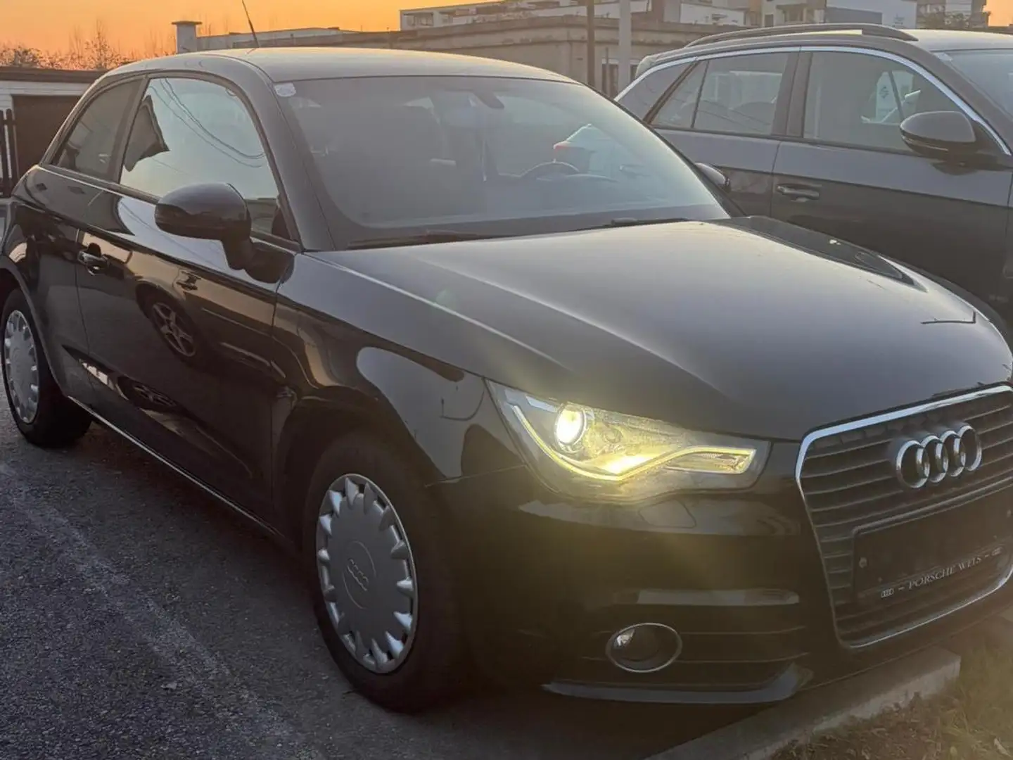 Audi A1 A1 1,2 TFSI Ambition Ambition Schwarz - 1
