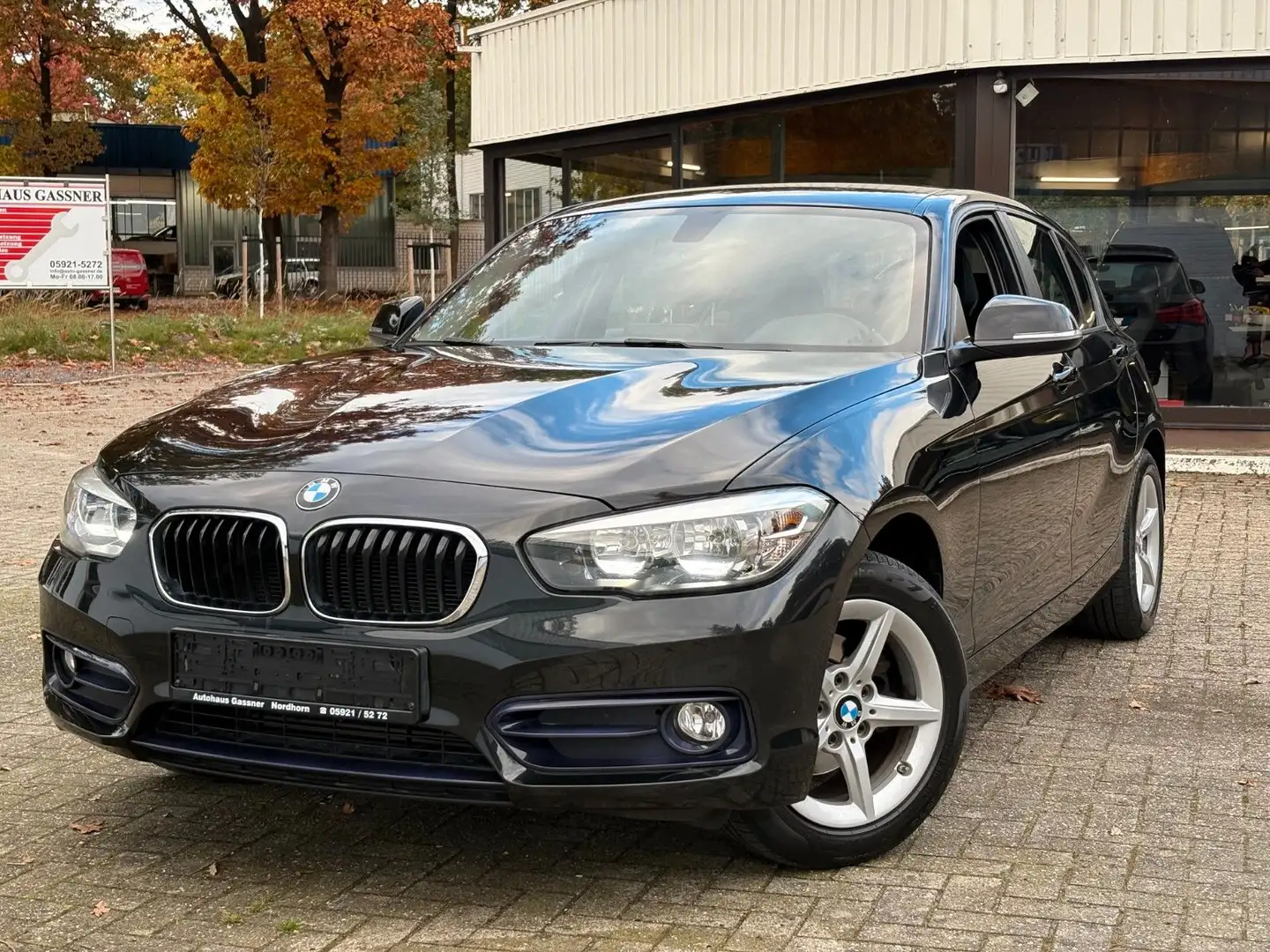 BMW 116 i M Sport Line 5-Türig Noir - 1