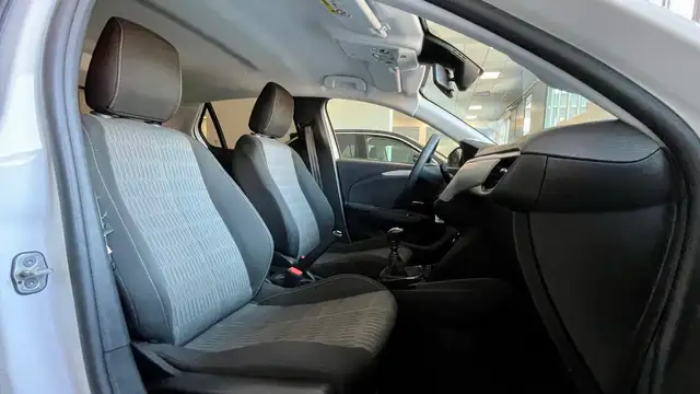Opel Corsa view 11