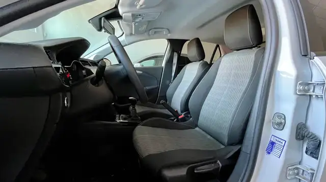 Opel Corsa view 8