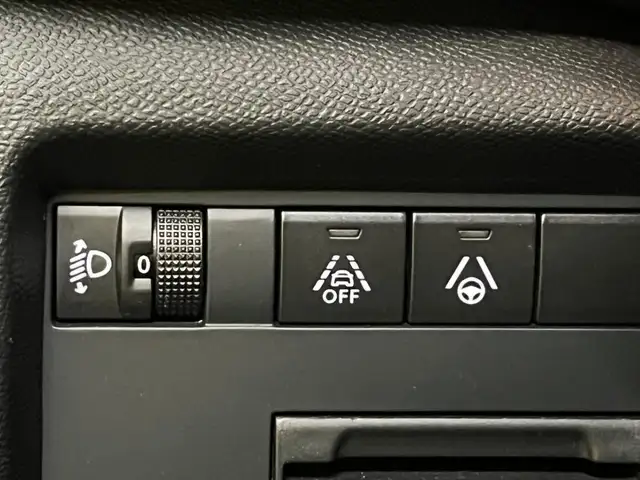 Citroen C5 Aircross view 4