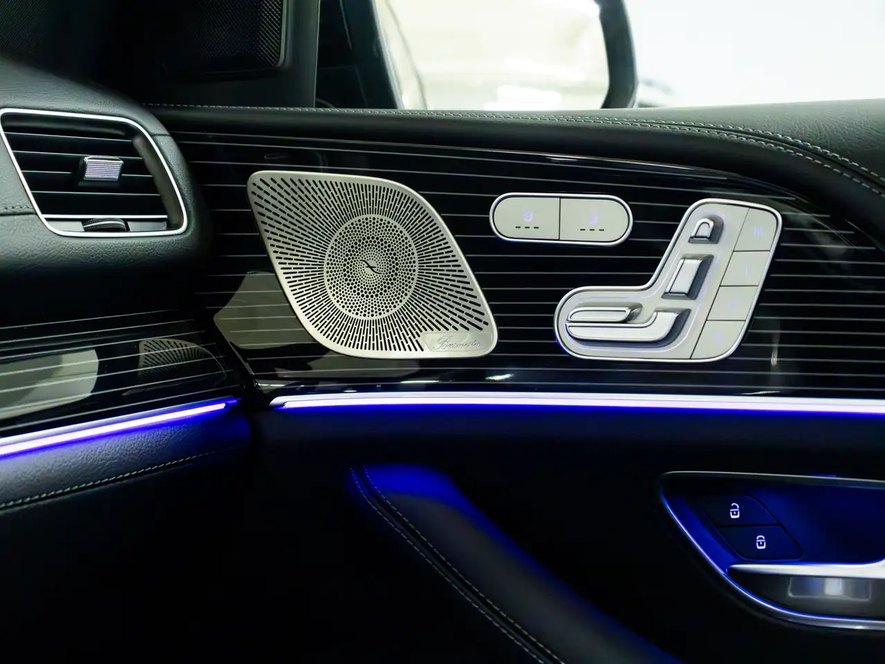 Mercedes-Benz GLE photo Mercedes-Benz GLE