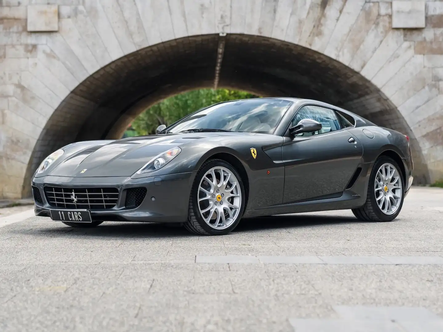 Ferrari 599 GTB Gris - 1