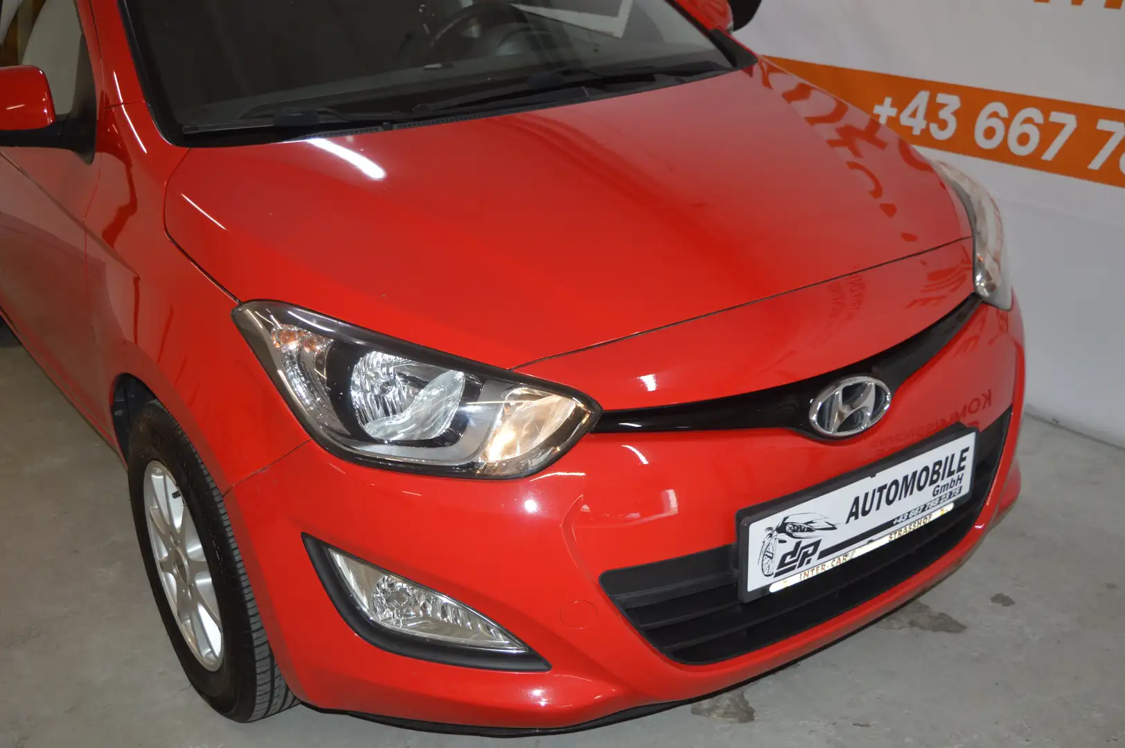 Hyundai i20 1,25 16v **1. Besitz**neues Pickerl** Rot - 2