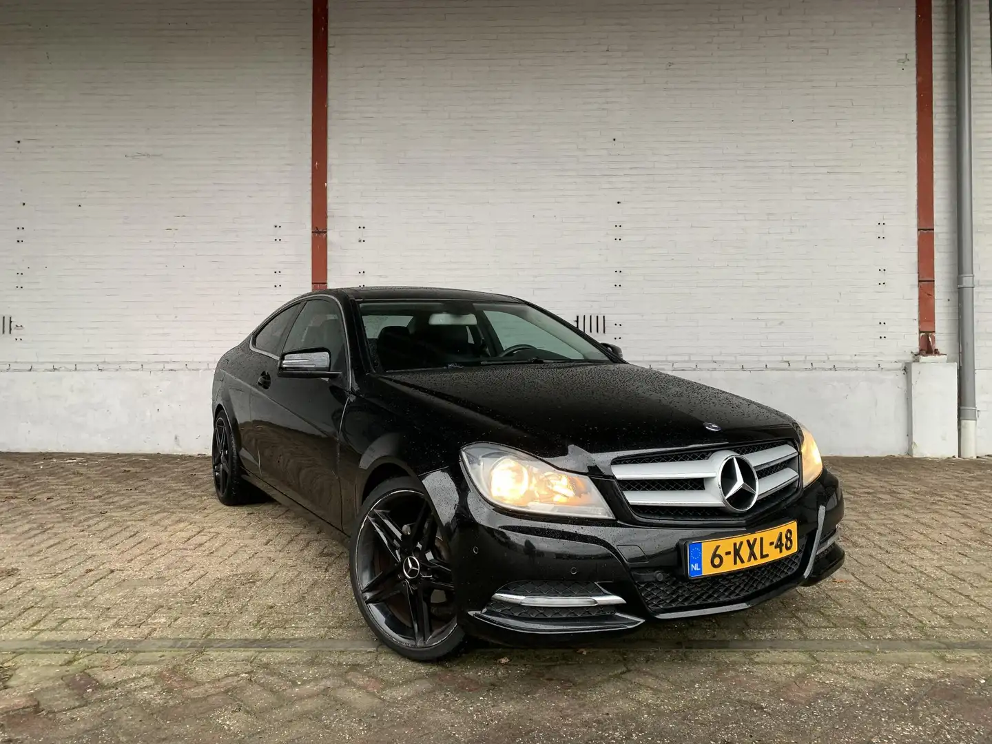 Mercedes-Benz C 180 Coupé Edition 1 Noir - 2