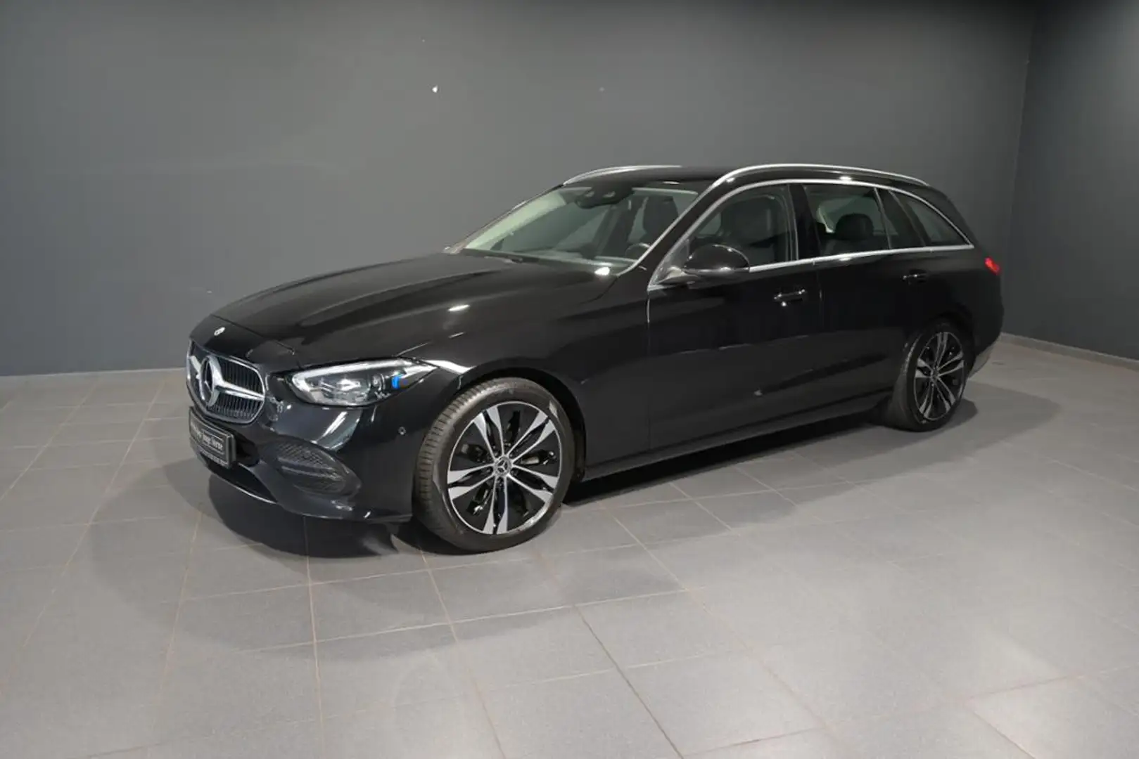 Mercedes-Benz C 220 d T AVANTGARDE/LED/DISTRO/SHZ/KAMERA Zwart - 1