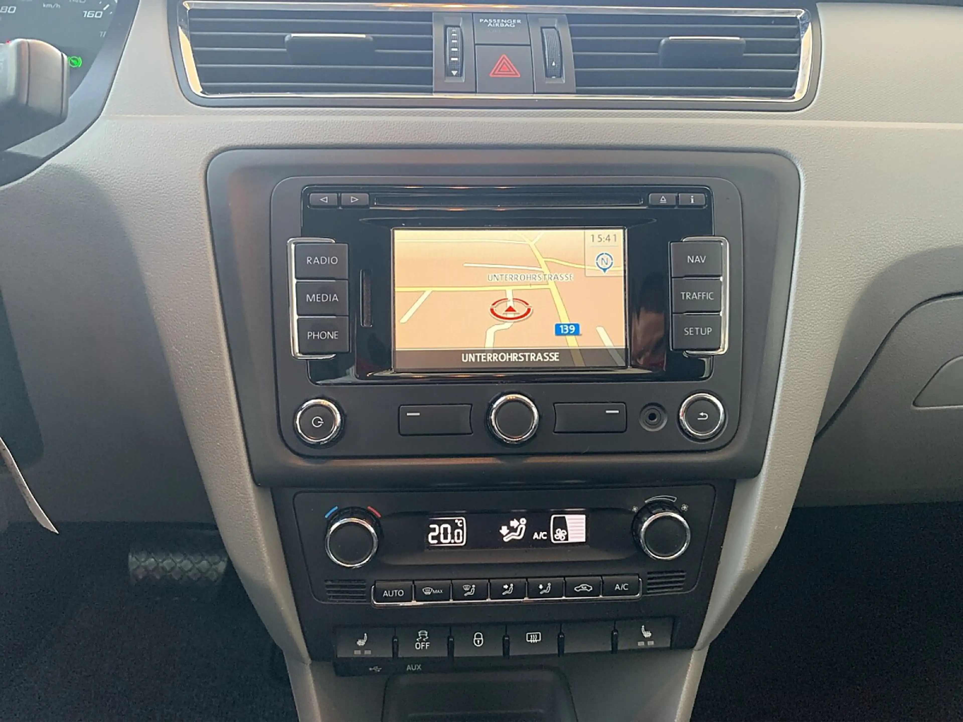SEAT Toledo 1,4 TSI Style DSG — photo 13