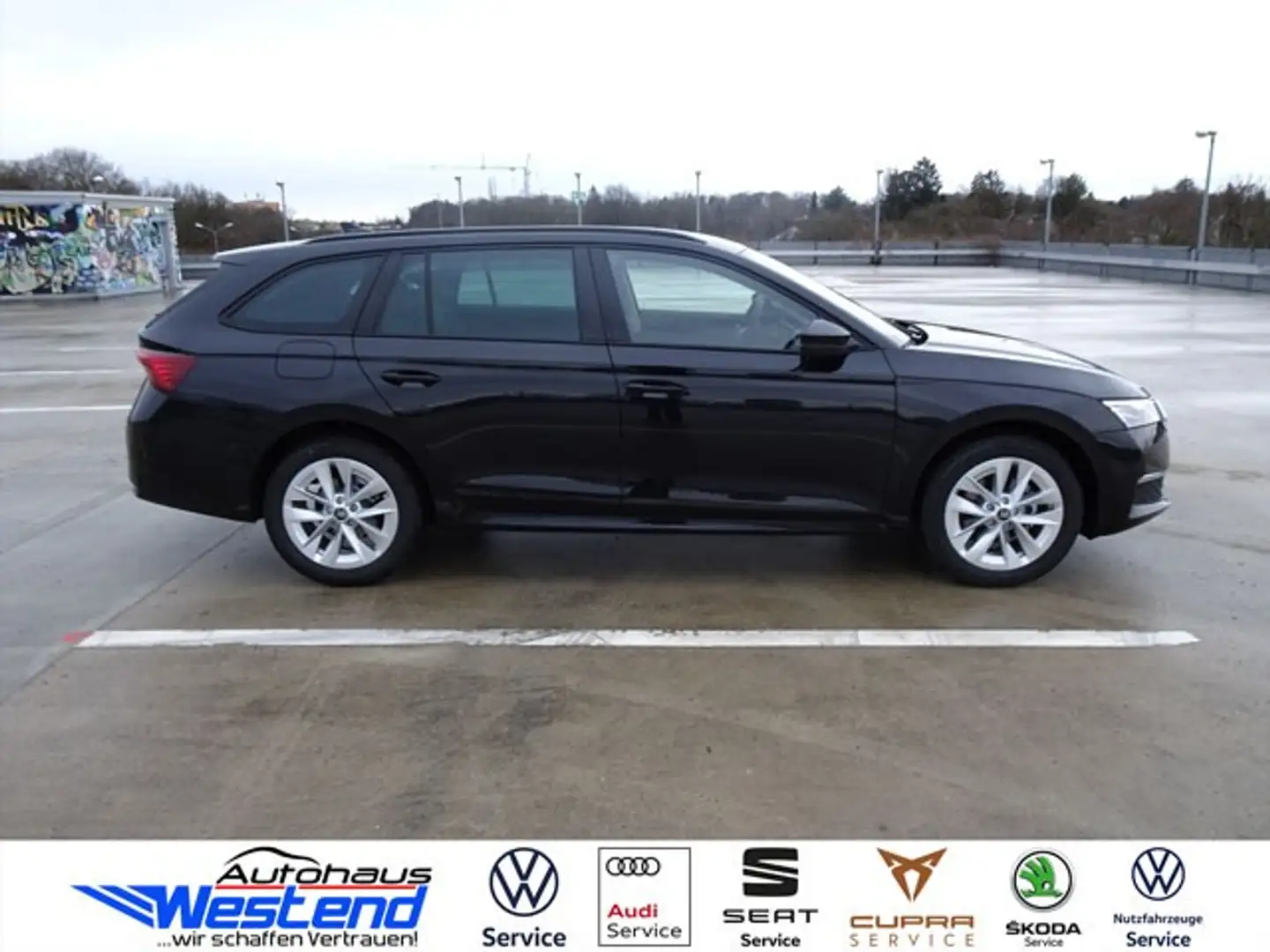 Skoda Octavia Combi Selection 2.0l TDI 110kW DSG LED Klima Schwarz - 2
