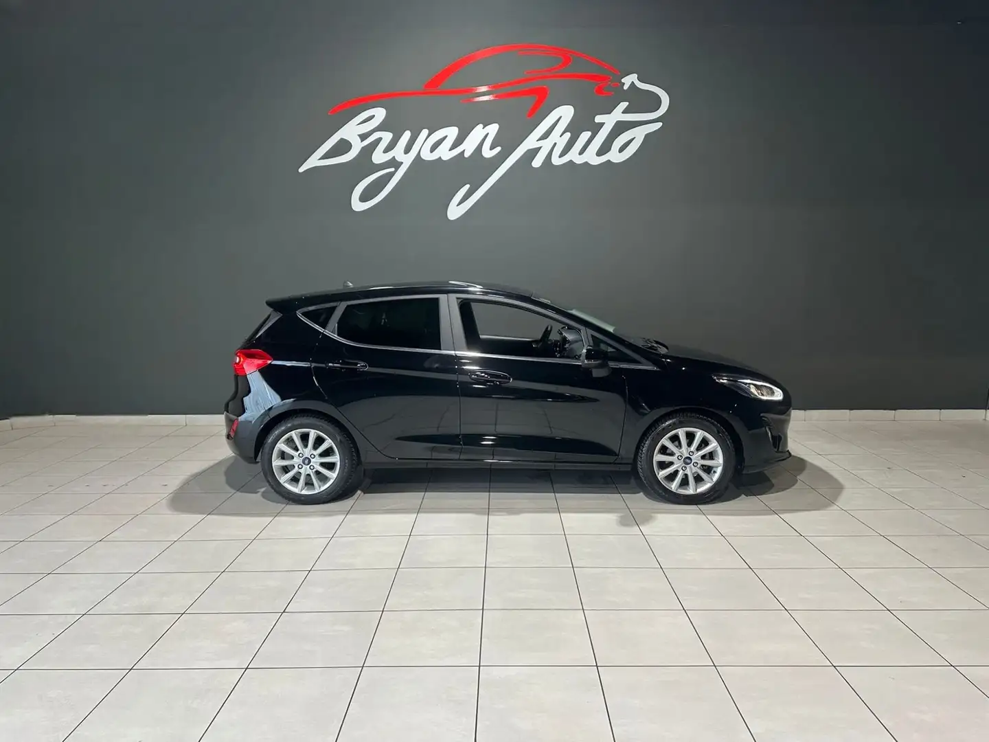 Ford Fiesta 5p 1.1 Titanium 85cv - 1