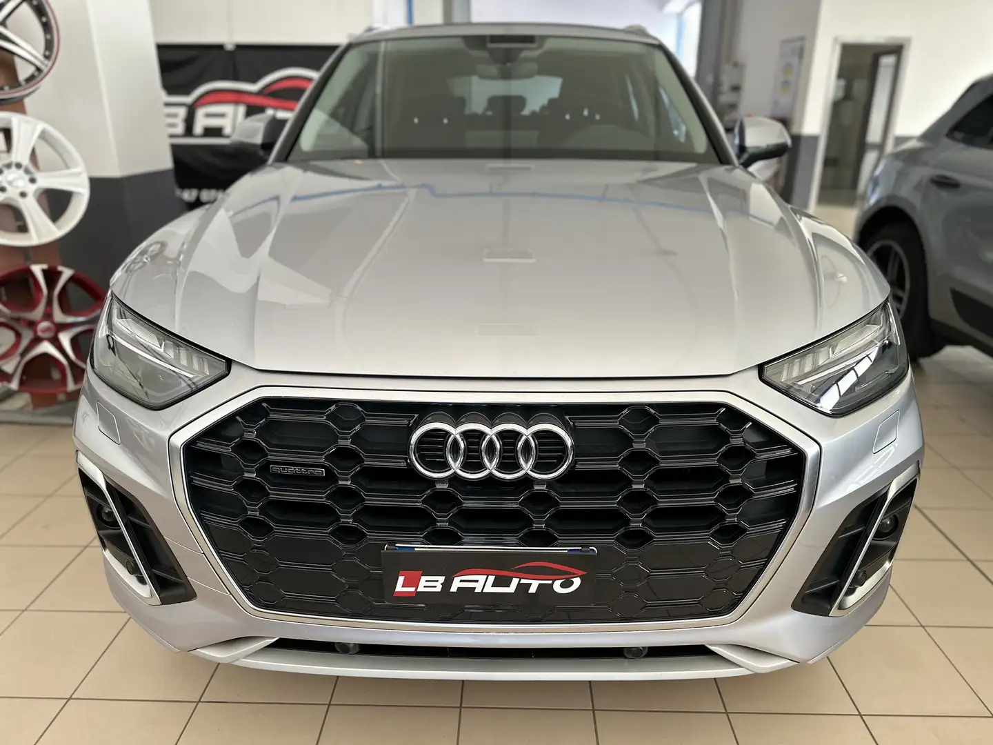 Audi Q5 40 2.0 tdi  S line quattro s-tronic - 2