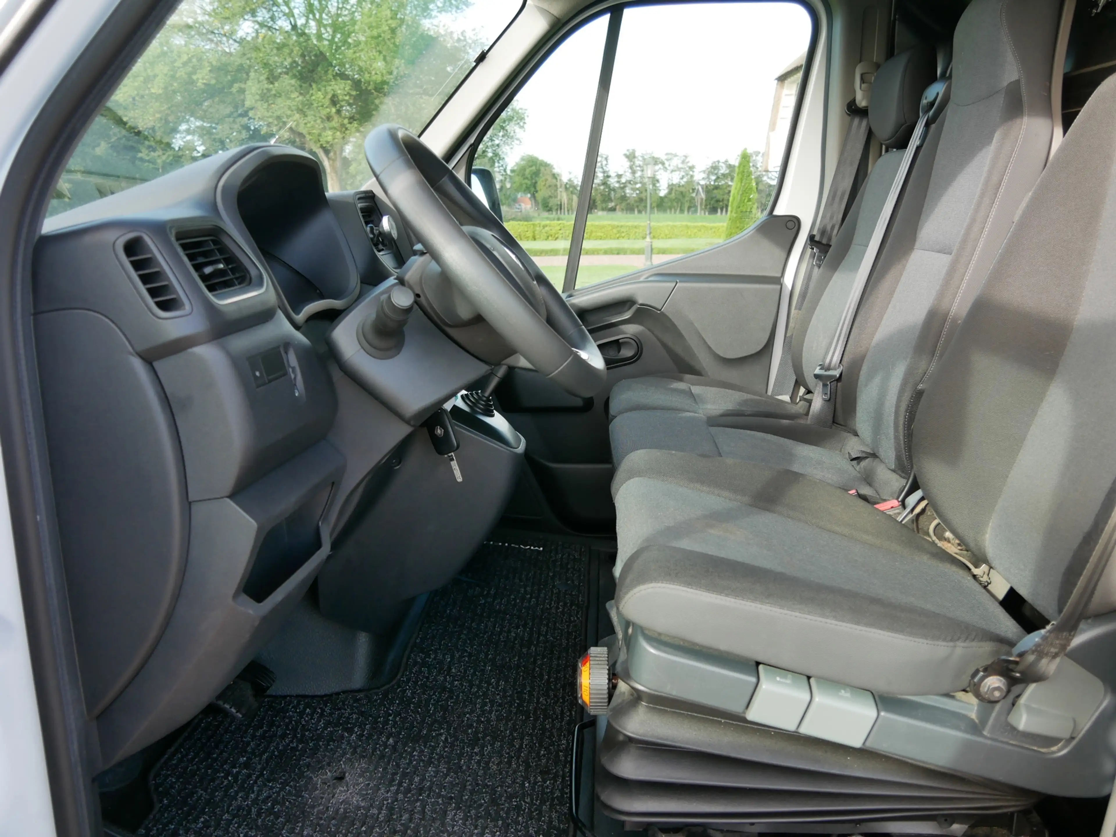 Renault Master T35 2.3 dCi 180 L2H2 AUT Comfort AC | 11999 EX BTW — photo 11