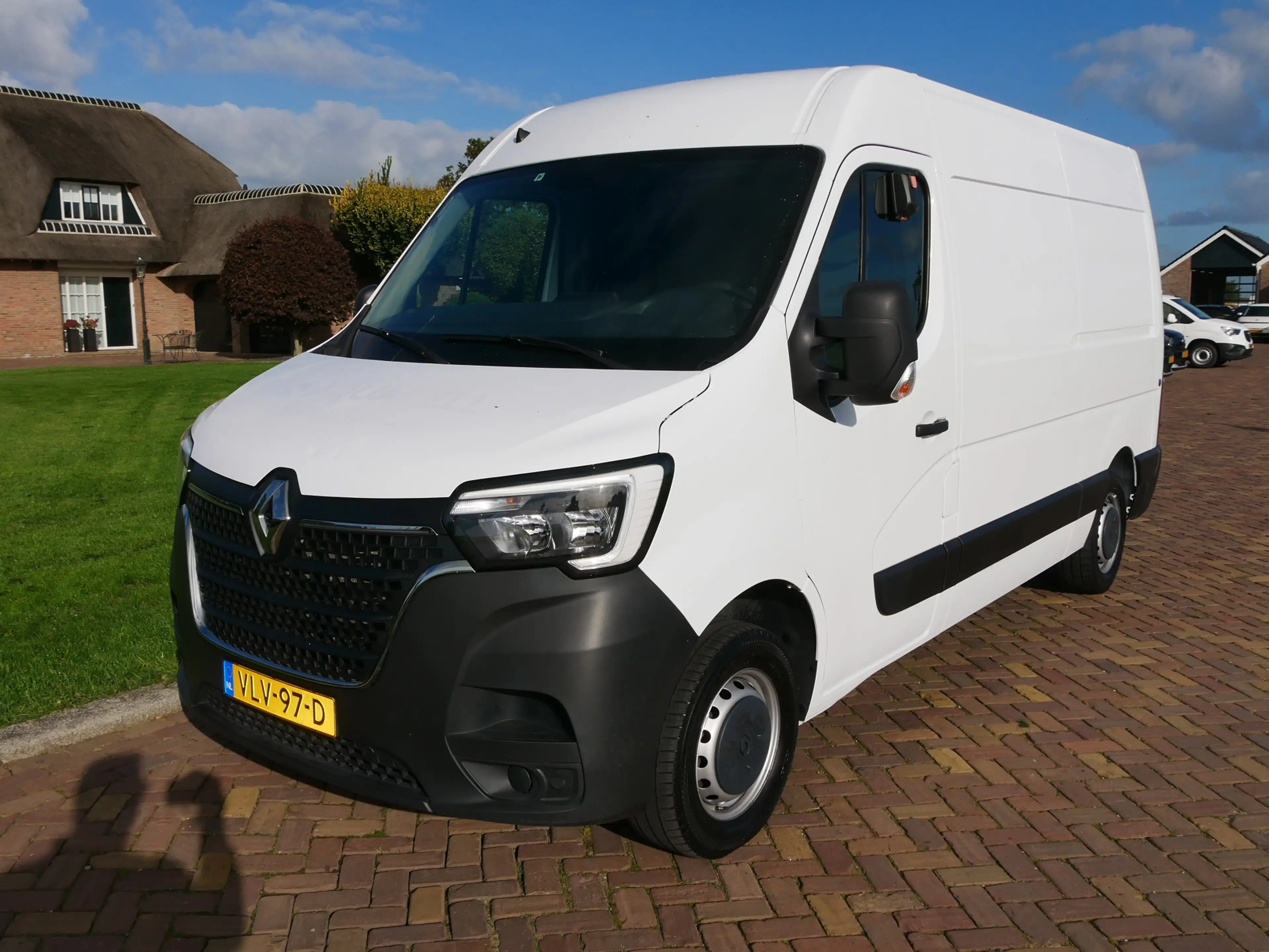 Renault Master T35 2.3 dCi 180 L2H2 AUT Comfort AC | 11999 EX BTW — photo 4