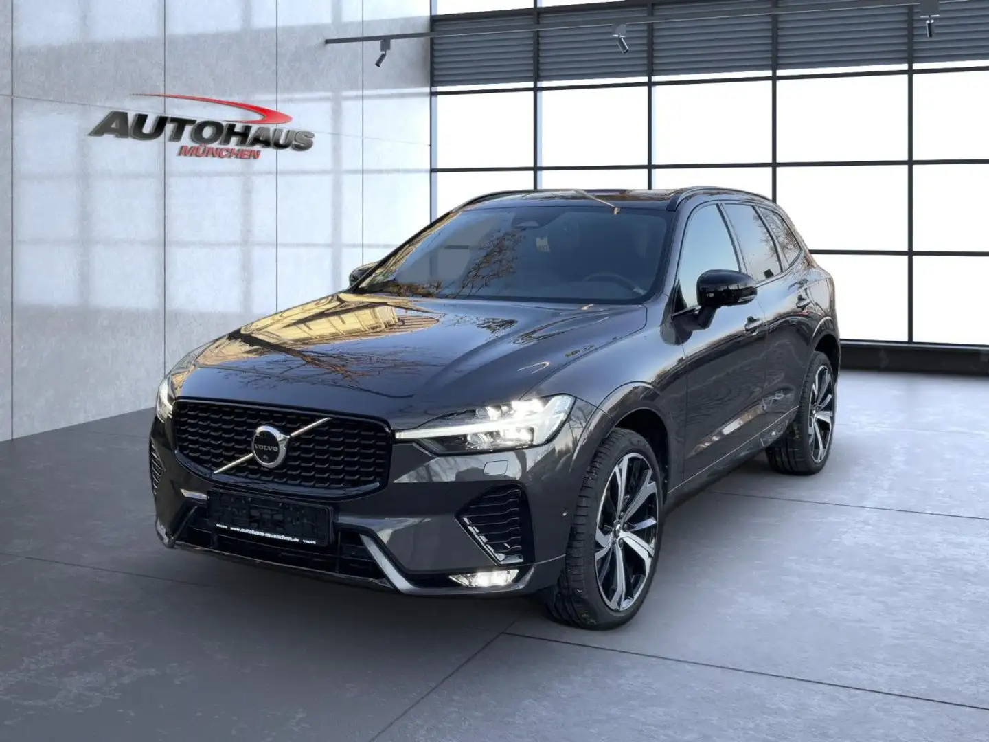 Volvo XC60 XC 60 R Design AWD Bluetooth Navi LED Klima Šedá - 2
