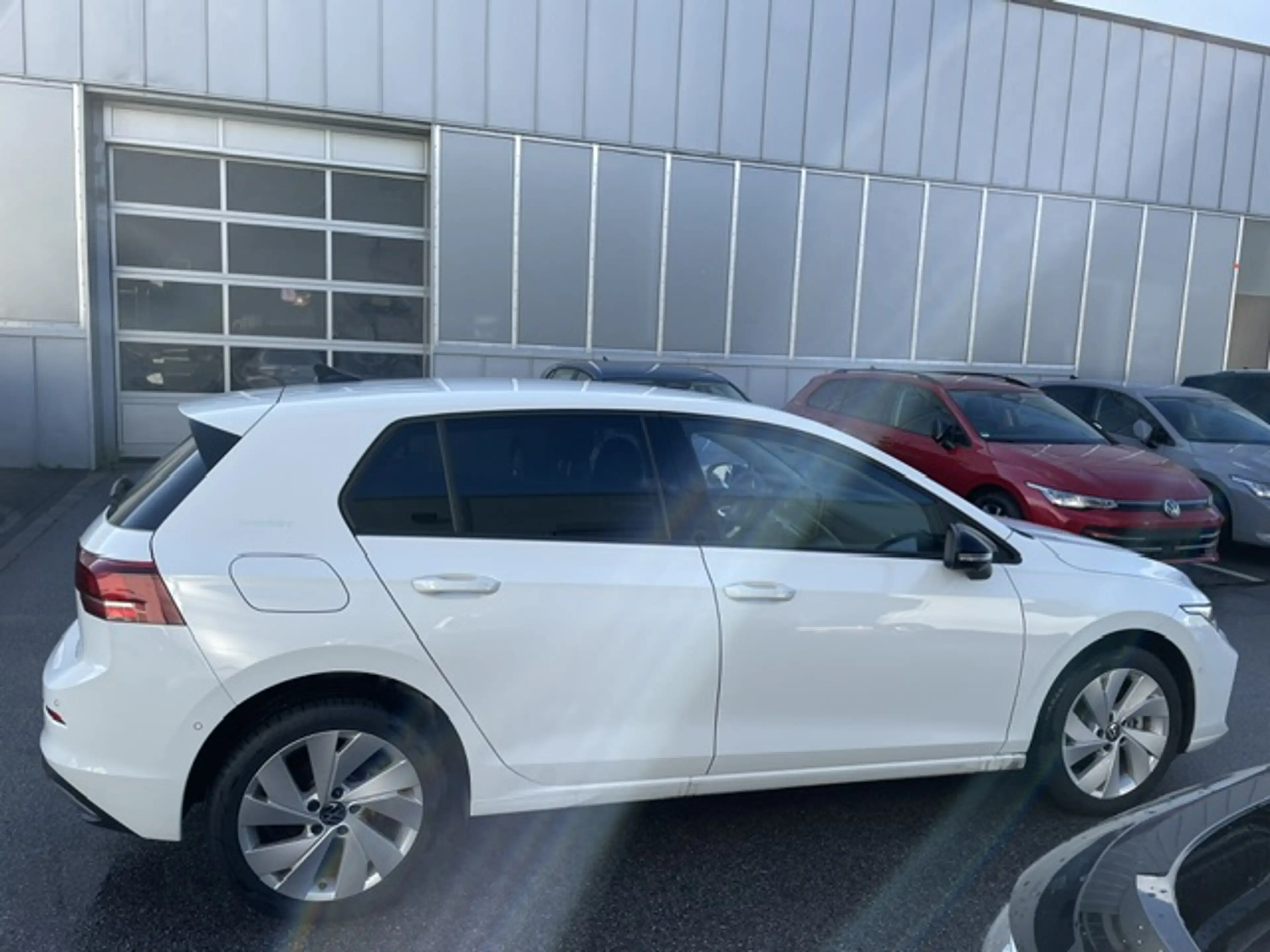 Volkswagen Golf VIII 1.5 TSI eHybrid DSG Energy AHK R-Kamera Na... — photo 3