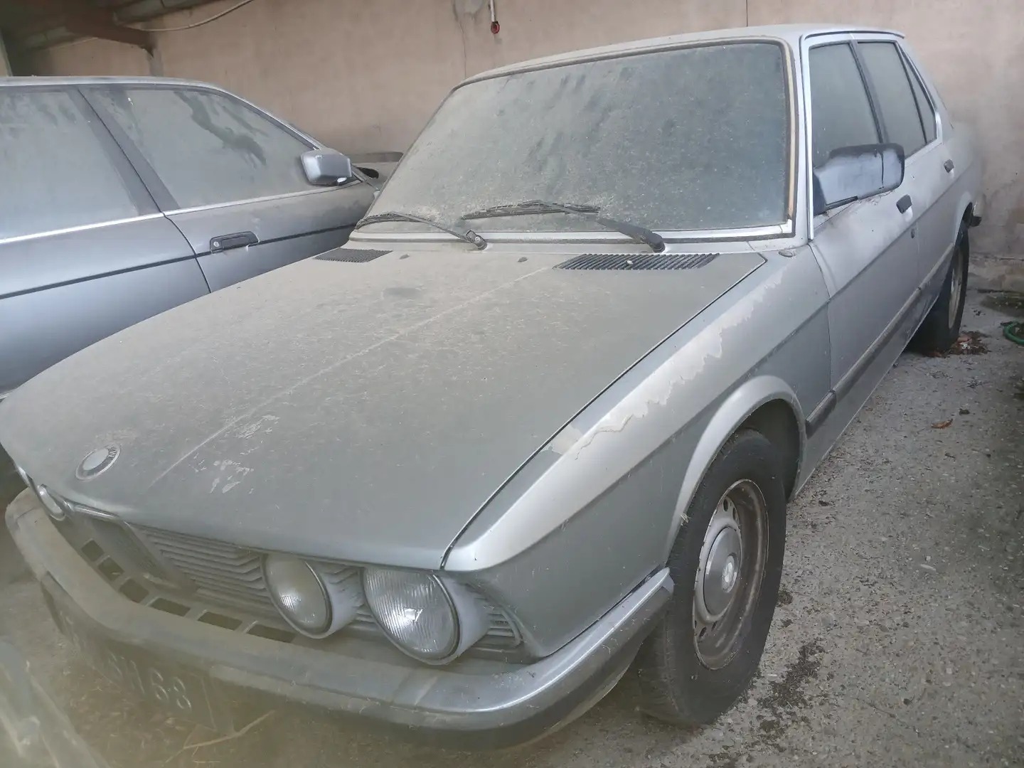 BMW 525 525i A - 1
