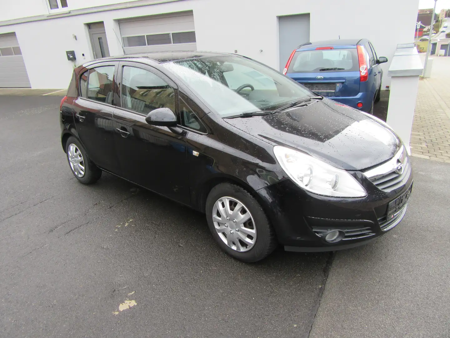 Opel Corsa Corsa 5-Türer 1.2 16V ecoFLEX Schwarz - 1
