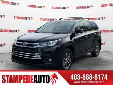 XLE | LEATHER HEATED SEATS | NAVI | BLUETOOTH | 8 SEATER | LANE ASSIST