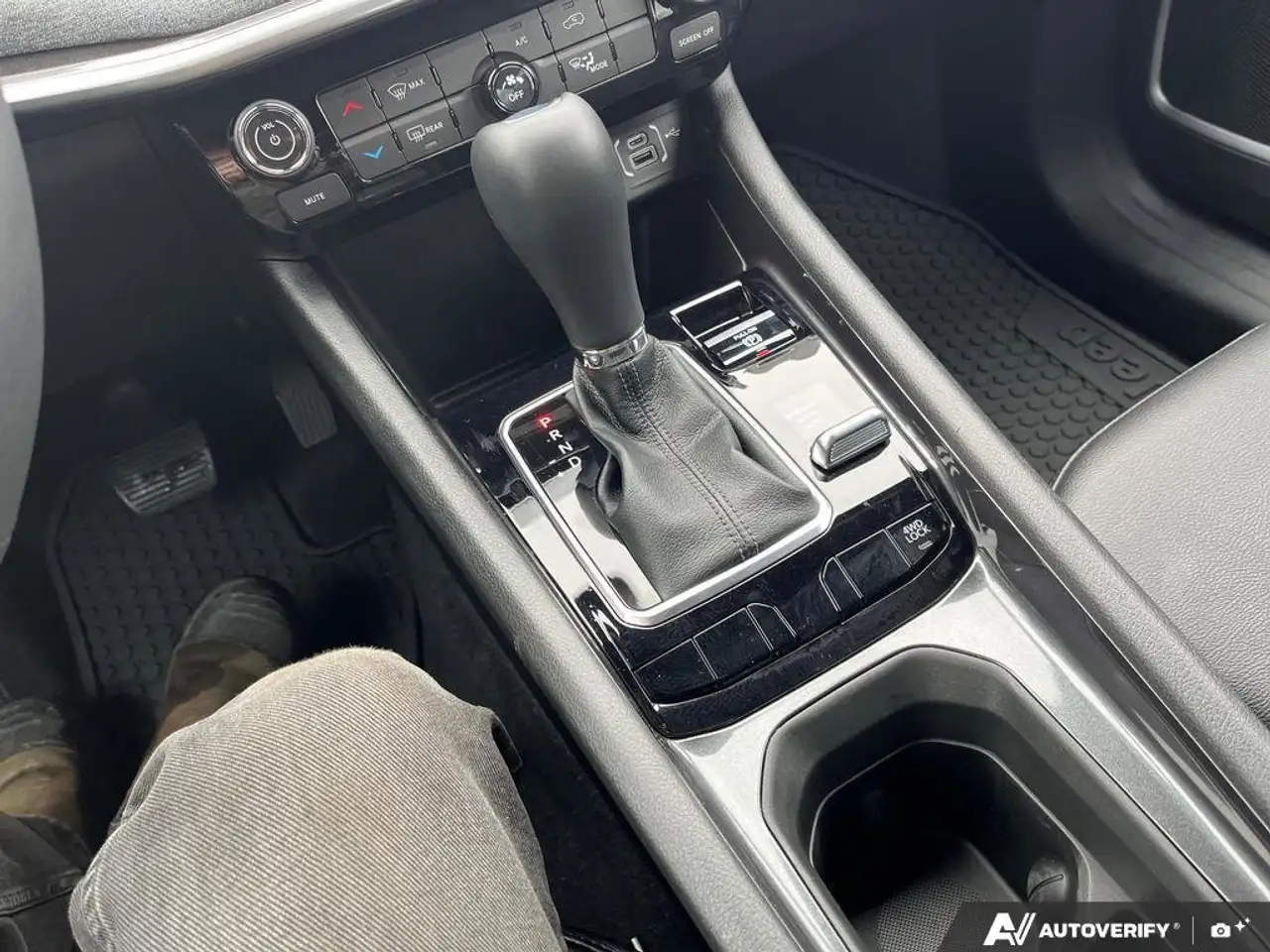 Jeep Compass photo Jeep Compass