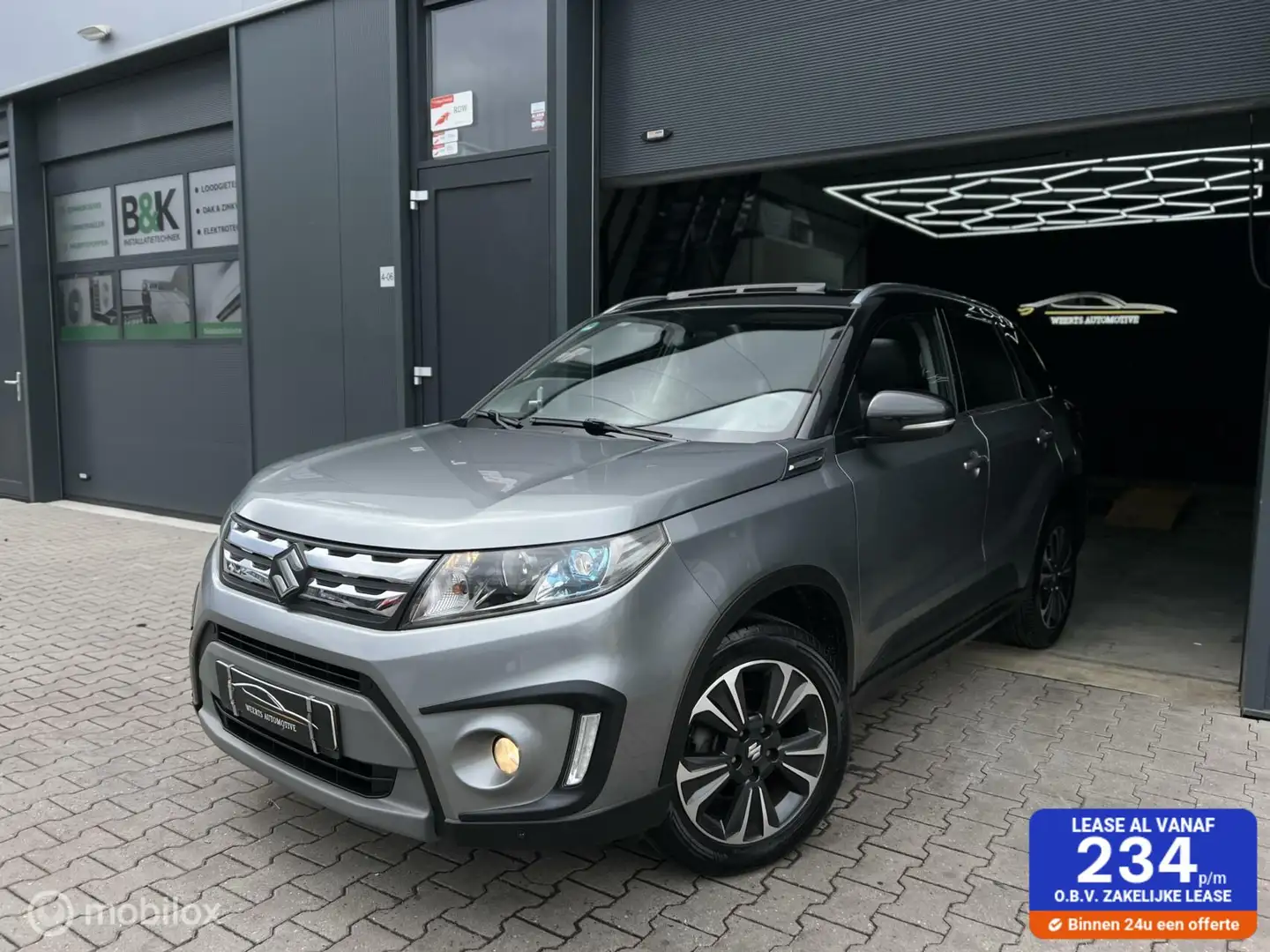 Suzuki Vitara 1.6 High Executive |PANO|TREKH|CAMERA|STOELVW Zwart - 1