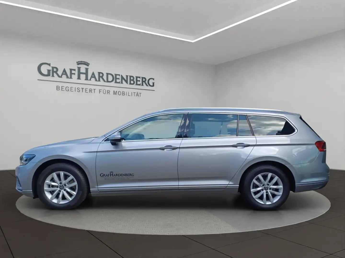 Volkswagen Passat Variant 2.0 TDI SCR DSG Business Silber - 2