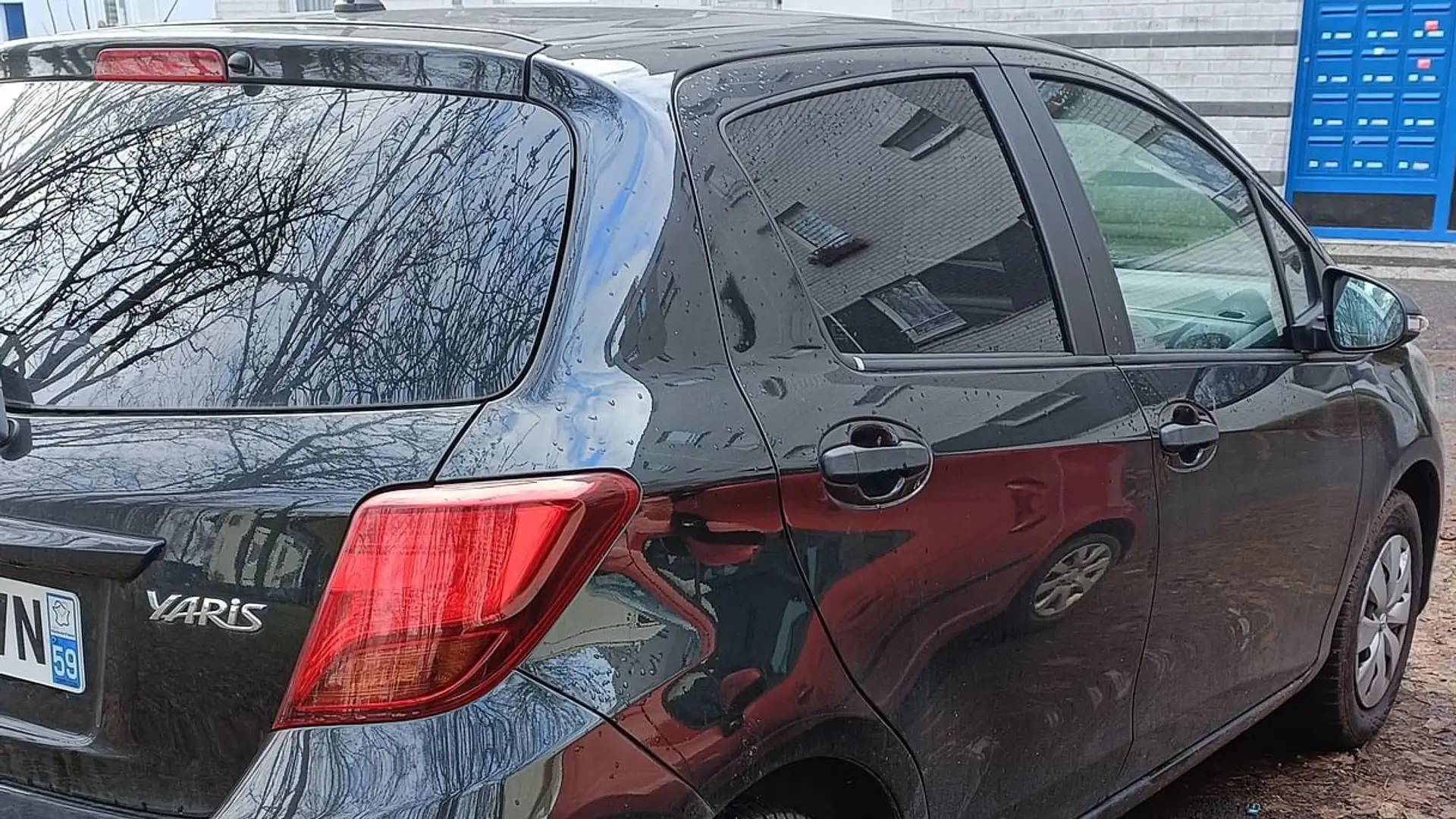 Toyota Yaris 1.0 VVT-i - 2