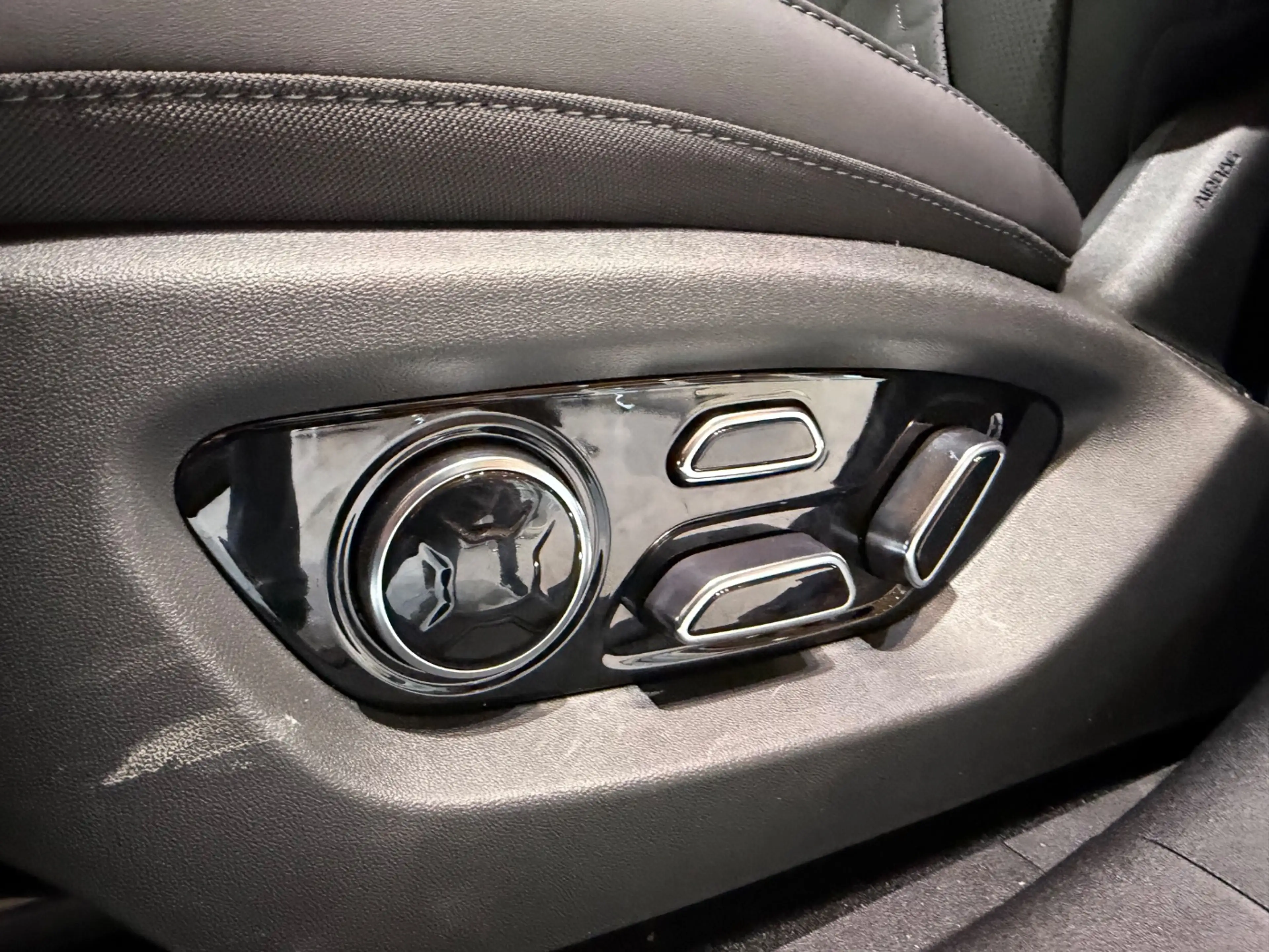 BYD Sealion 7 Design AWD Pano 360° ACC Navi LED SHZ — photo 15