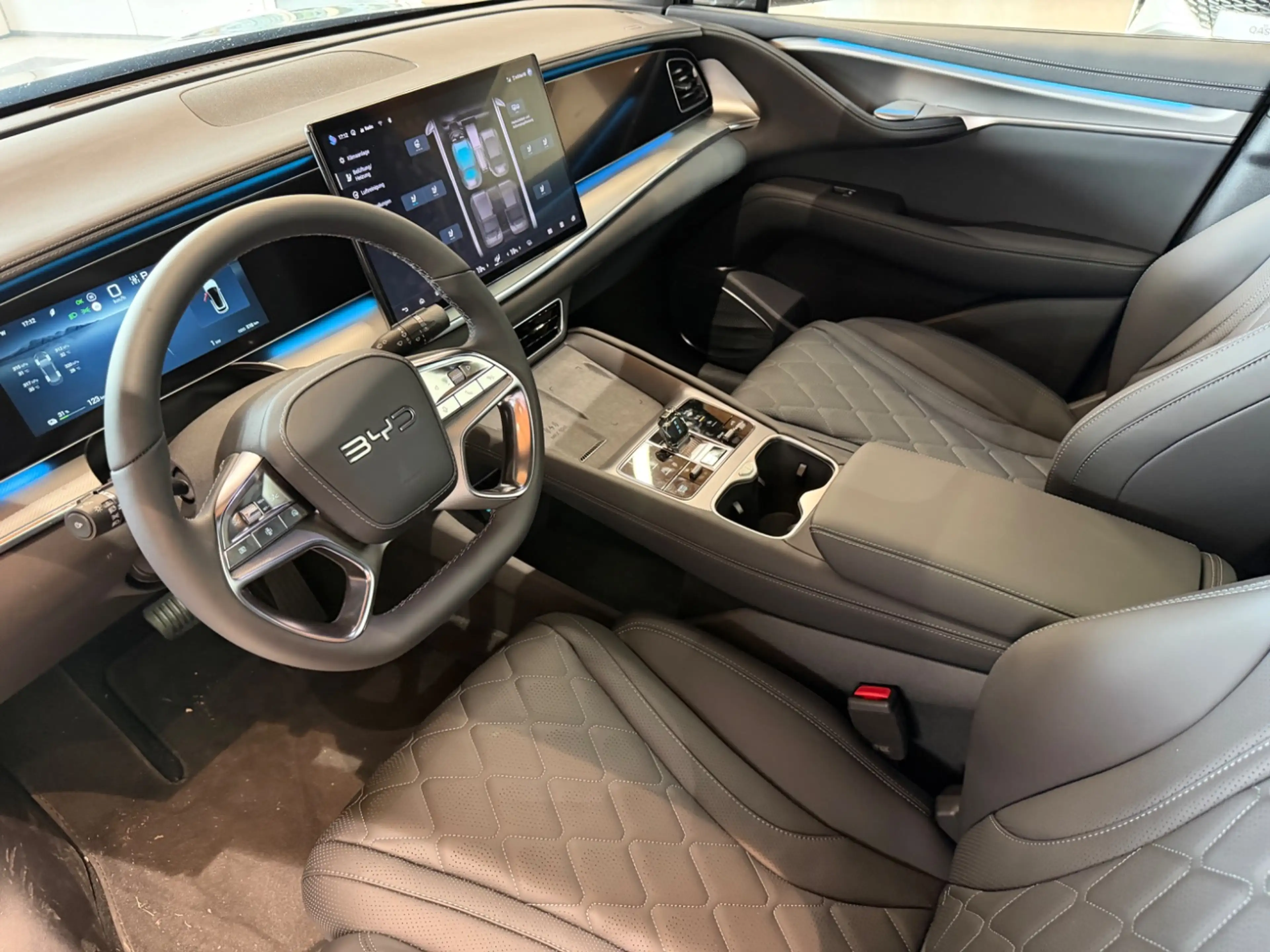 BYD Sealion 7 Design AWD Pano 360° ACC Navi LED SHZ — photo 12