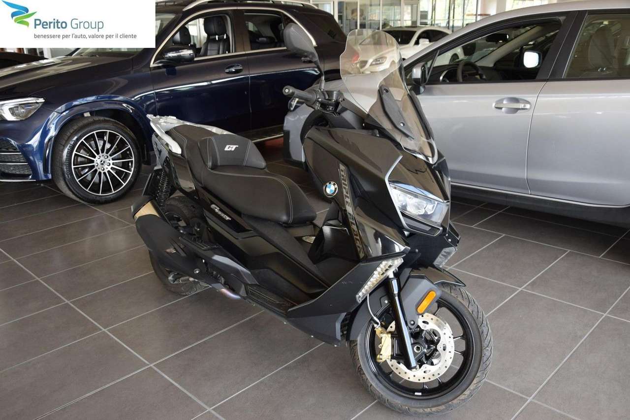 BMW C 400 GT Triple Black