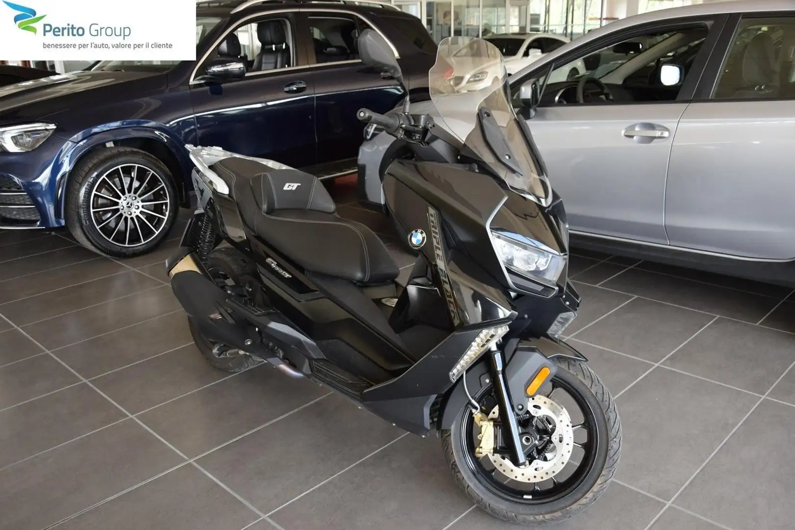 BMW C 400 GT Triple Black Nero - 1