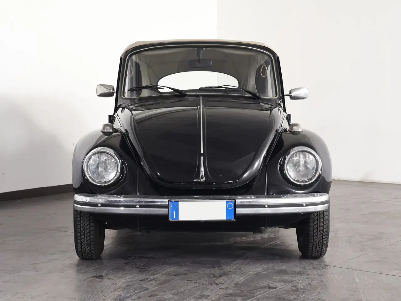Volkswagen Maggiolino Cabrio, foto 2