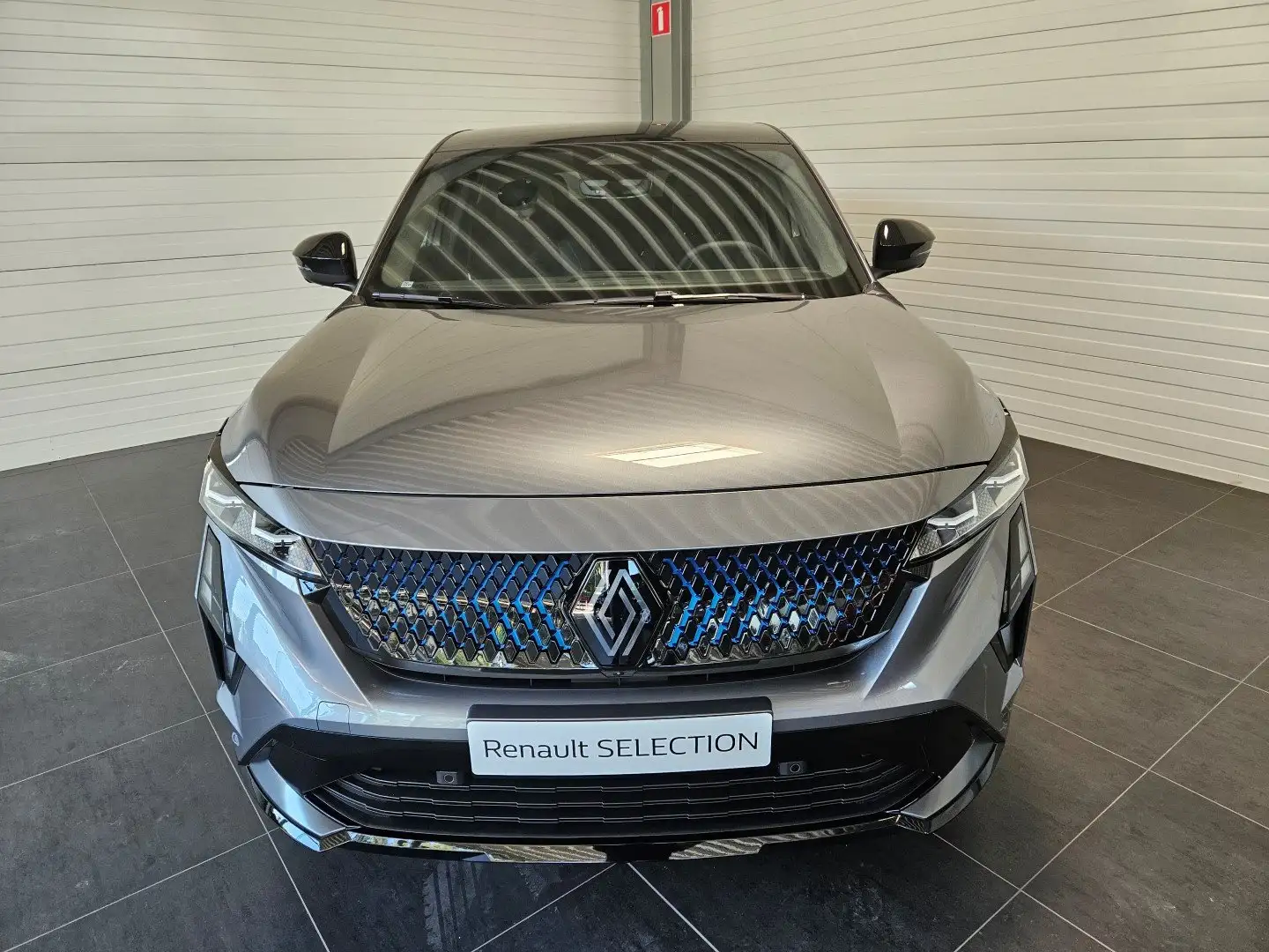 Renault Rafale 1.2 E-Tech Hybrid Esprit Alpine *FULL OPTIONS* Gris - 2