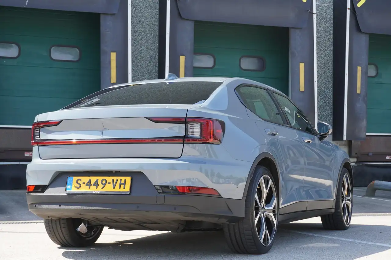 Polestar 2 2023