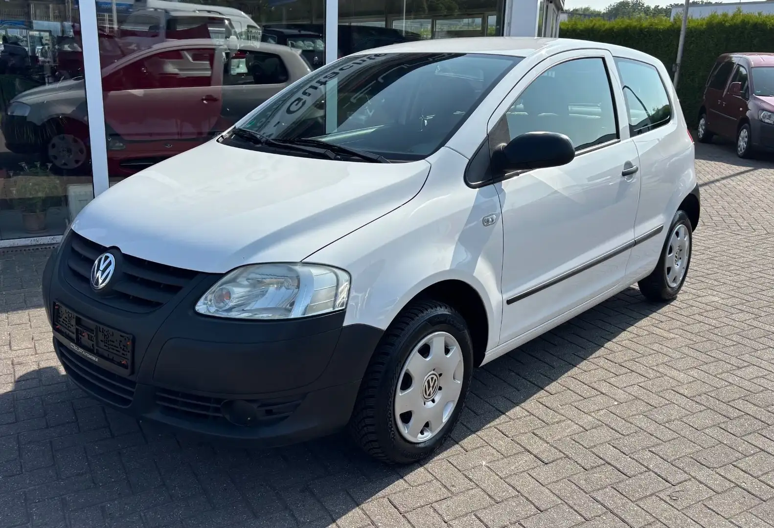 Volkswagen Fox Basis Bianco - 1
