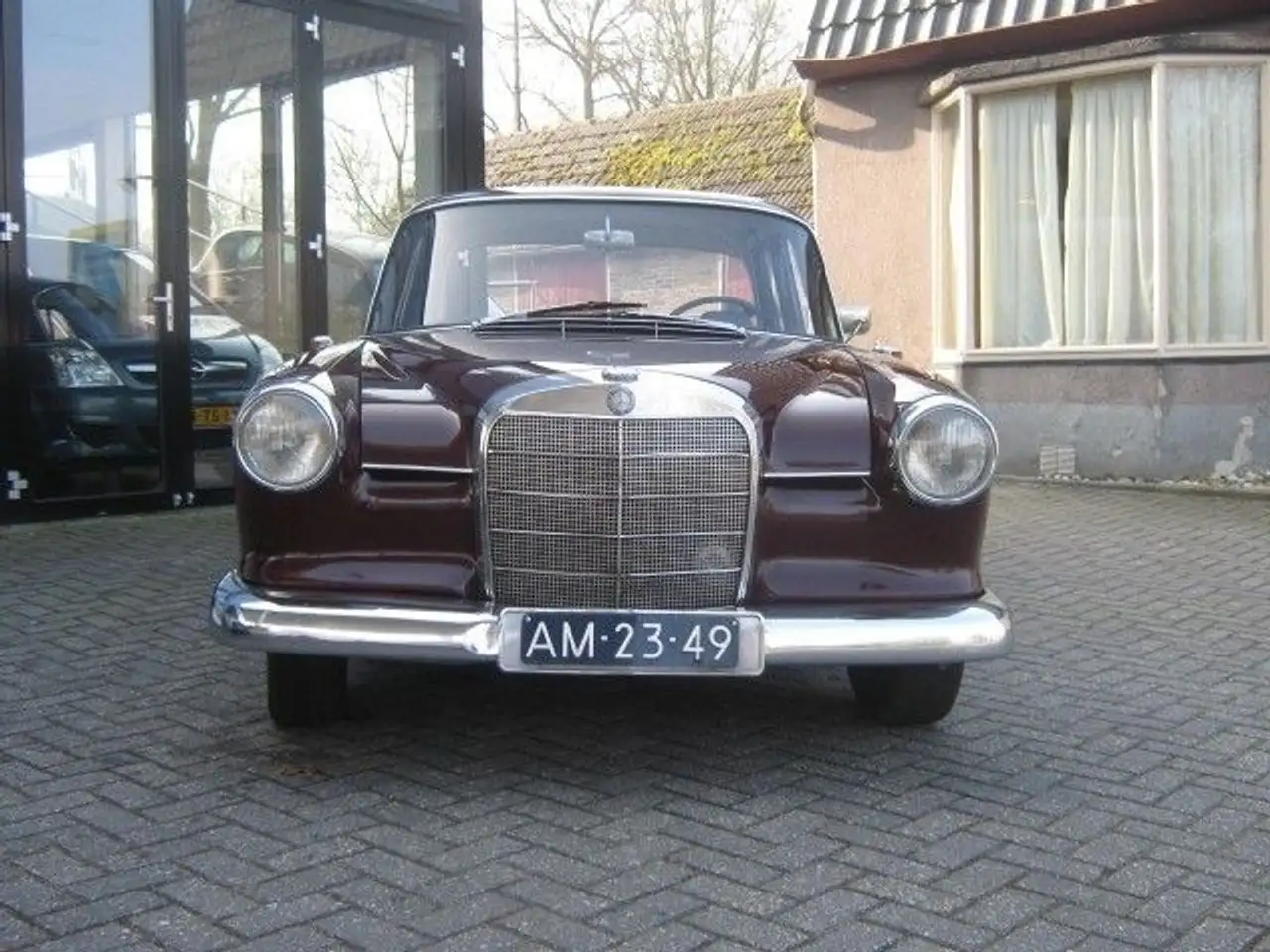 Mercedes-Benz 190 Automaat 190 D Staat in de Krim, foto 2