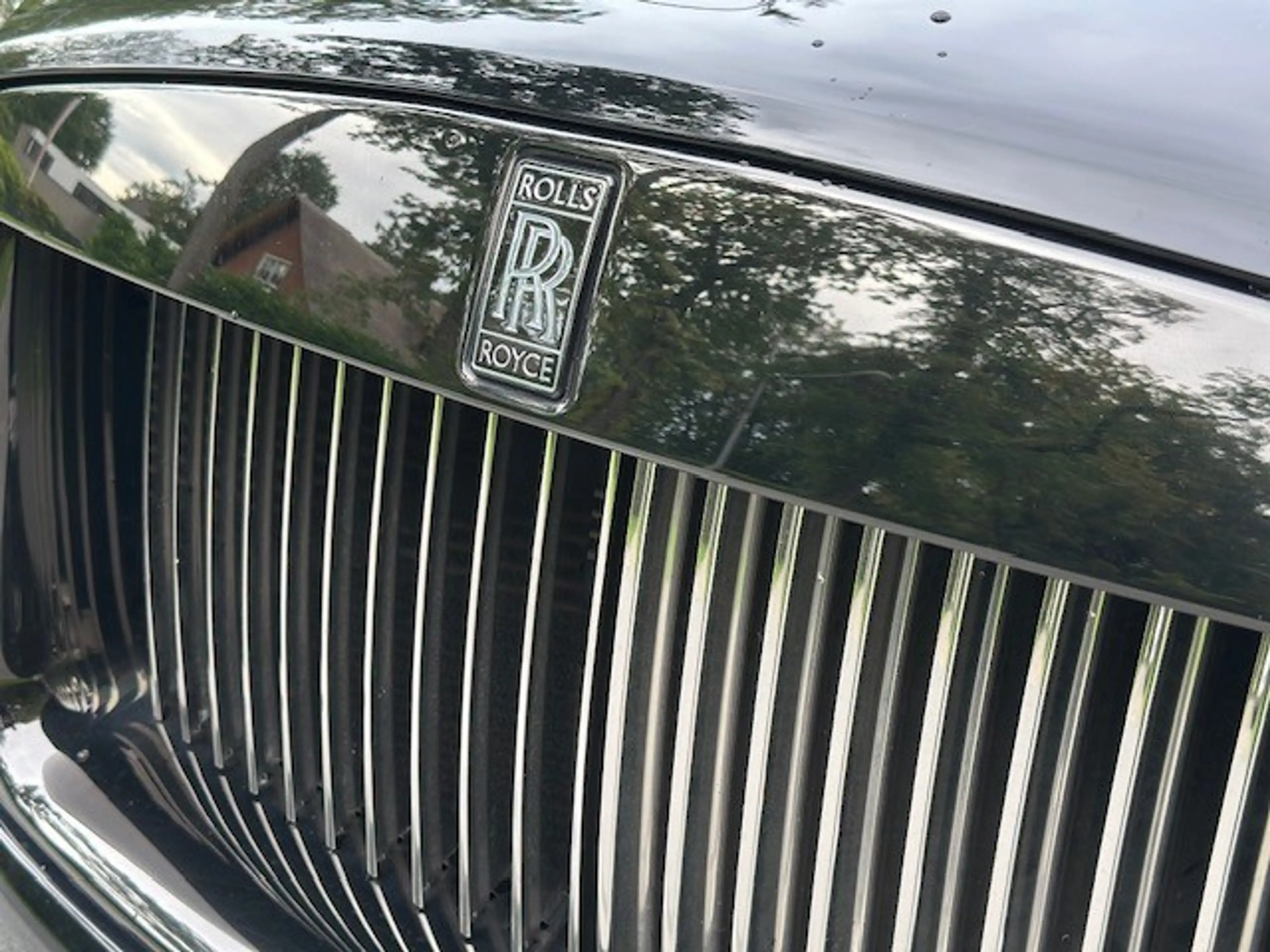 Rolls-Royce Wraith 6.6 V12 — photo 41
