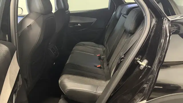 Peugeot 3008 view 10