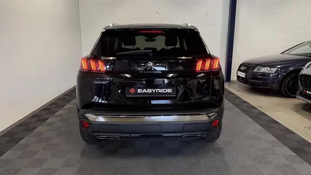 Peugeot 3008 view 5