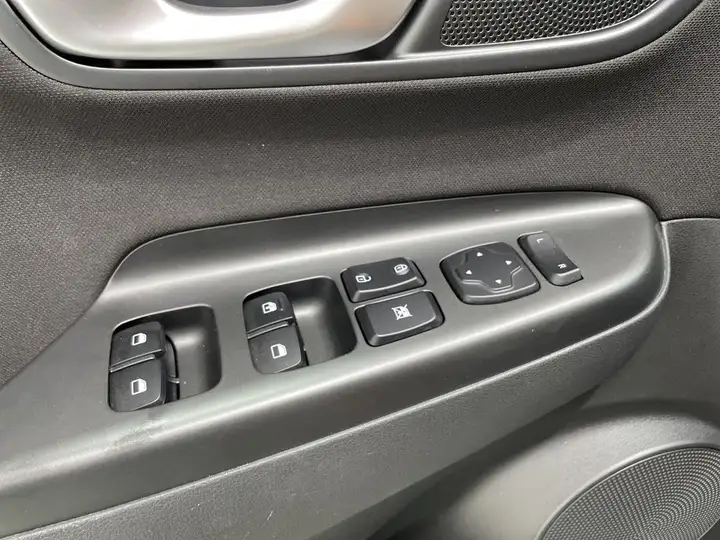 Hyundai Kona HEV FL GDI 1.6 DT MAXX 2022, foto 22