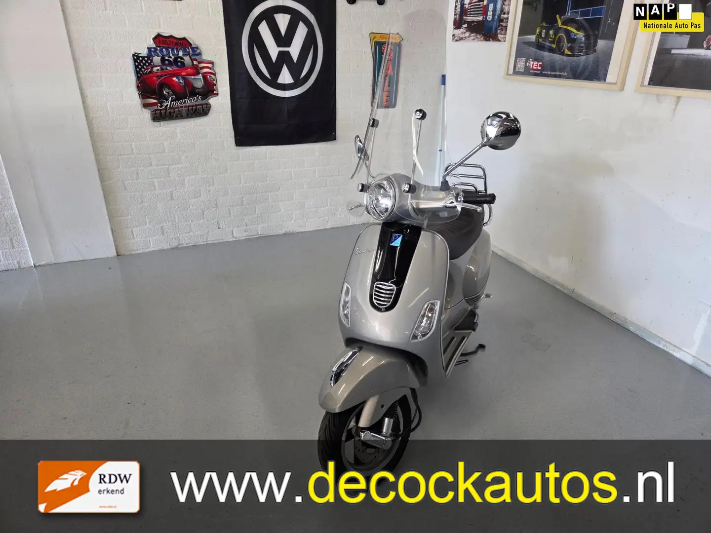 Vespa LX 50 Bromscooter 4T - 1