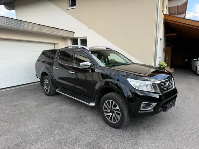 Nissan Navara Tekna Double Cab 4x4 NP300     Vermittlung !!!!