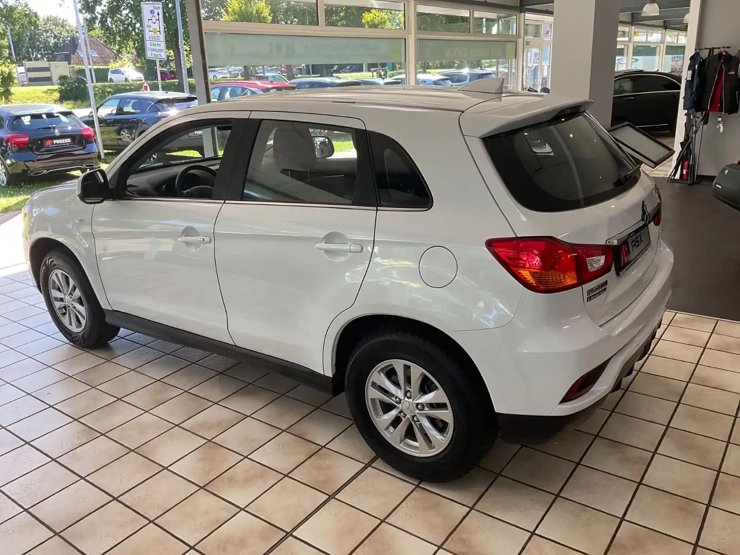 Mitsubishi ASX Diamant Edition+ 2WD Білий - 2
