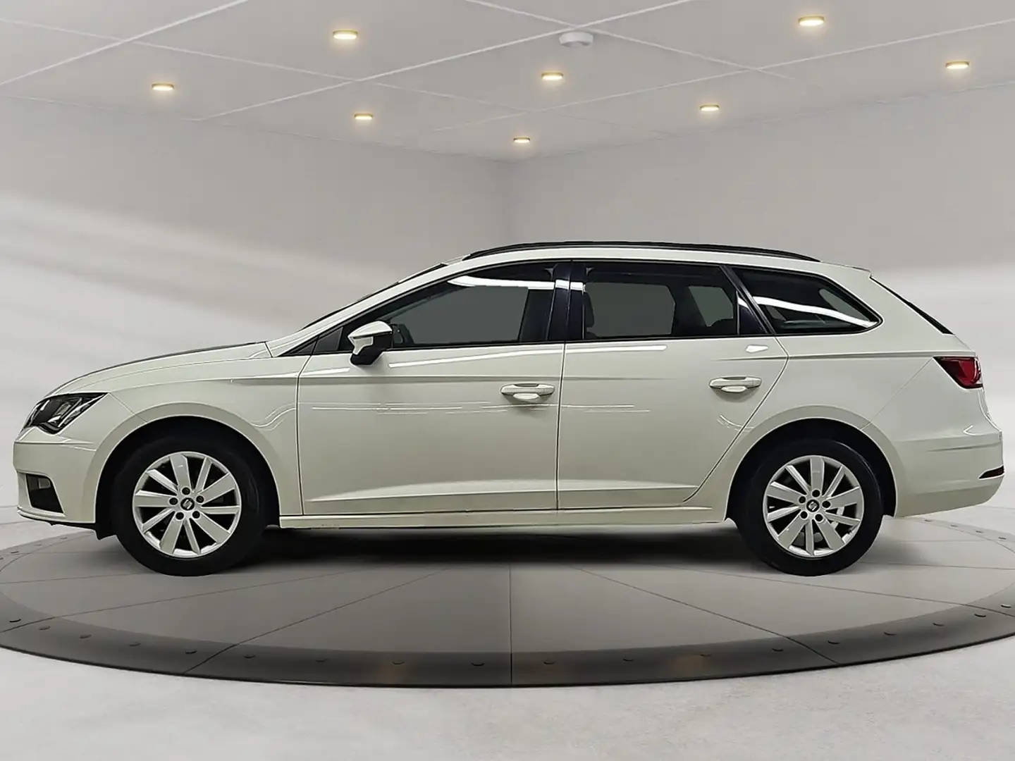 SEAT Leon ST * 64.242 KM * AHK * 2 BESITZ * TEMPOMAT * KLIMA Weiß - 2