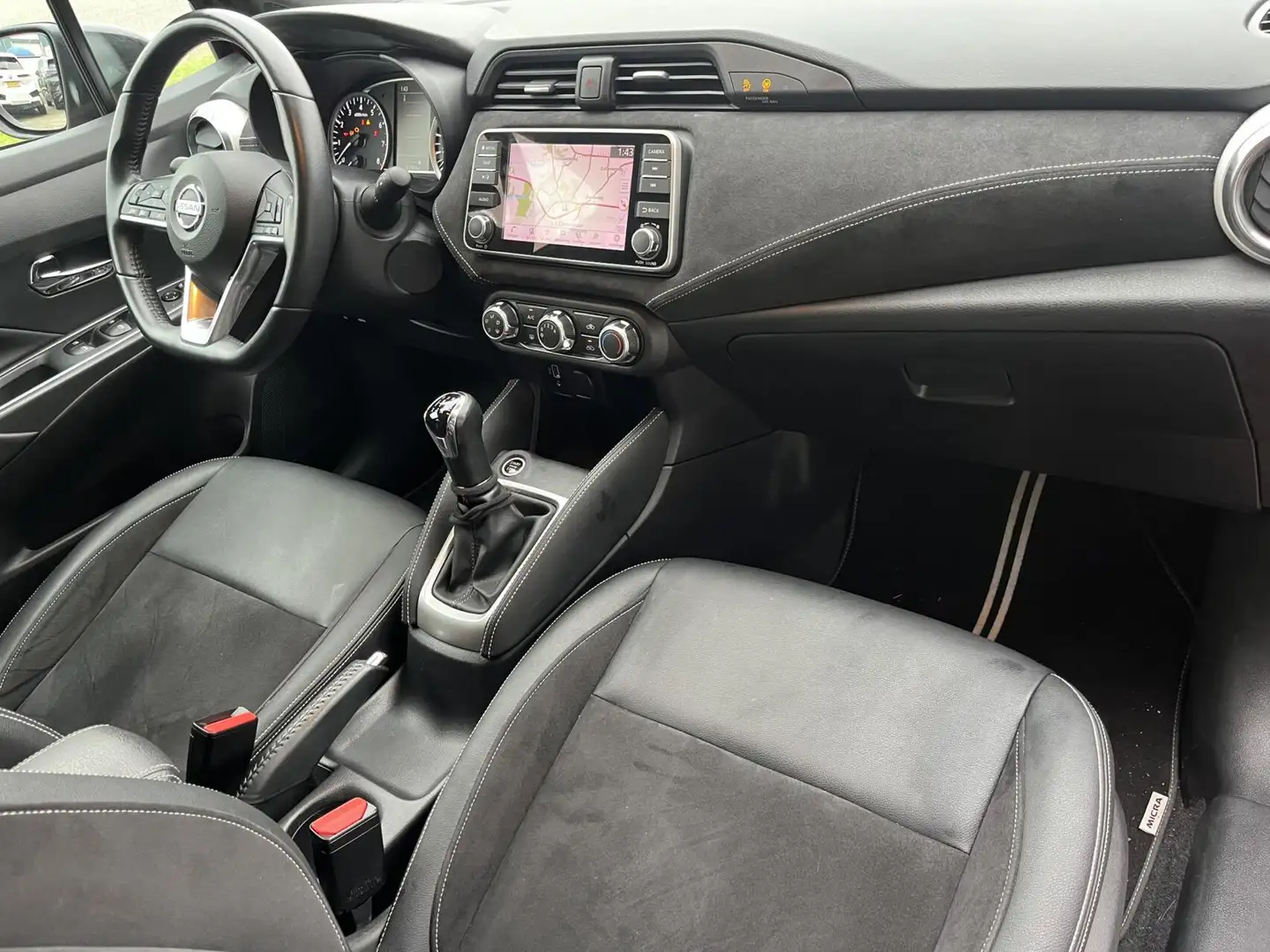 Nissan Micra 100PK IG-T N-Sport CARPLAY+17INCH+KEYLESS ENTRY Rot - 2