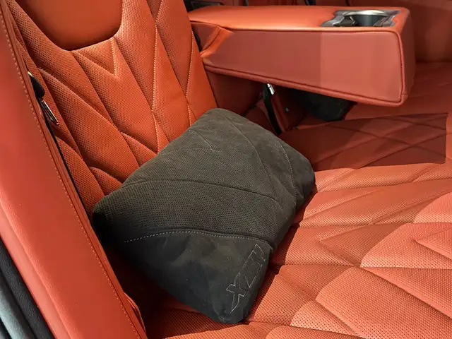 BMW XM / BOWERS WILKINS / DRIVING ASSIST PLUS / VOLL / Ansicht 29