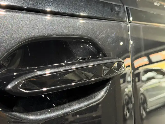 BMW XM / BOWERS WILKINS / DRIVING ASSIST PLUS / VOLL / Ansicht 22