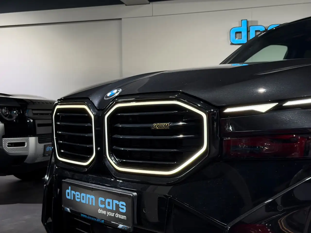 BMW XM / BOWERS WILKINS / DRIVING ASSIST PLUS / VOLL Bild 7