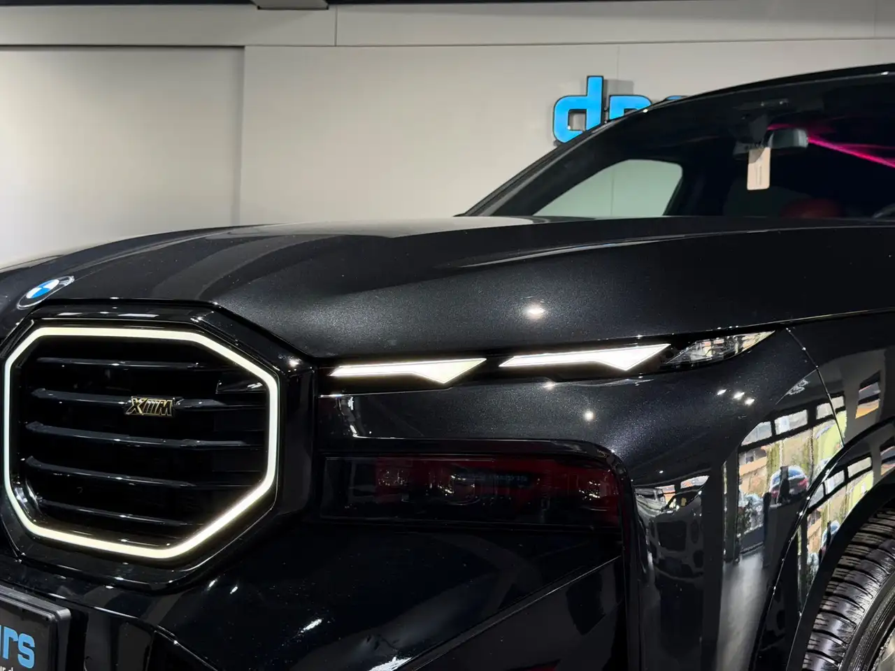 BMW XM / BOWERS WILKINS / DRIVING ASSIST PLUS / VOLL Bild 8