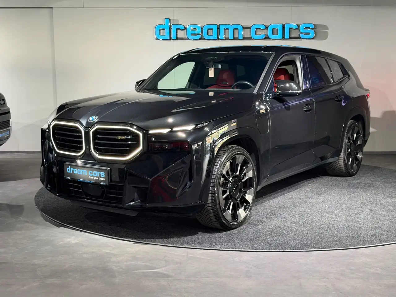 BMW XM / BOWERS WILKINS / DRIVING ASSIST PLUS / VOLL Bild 11