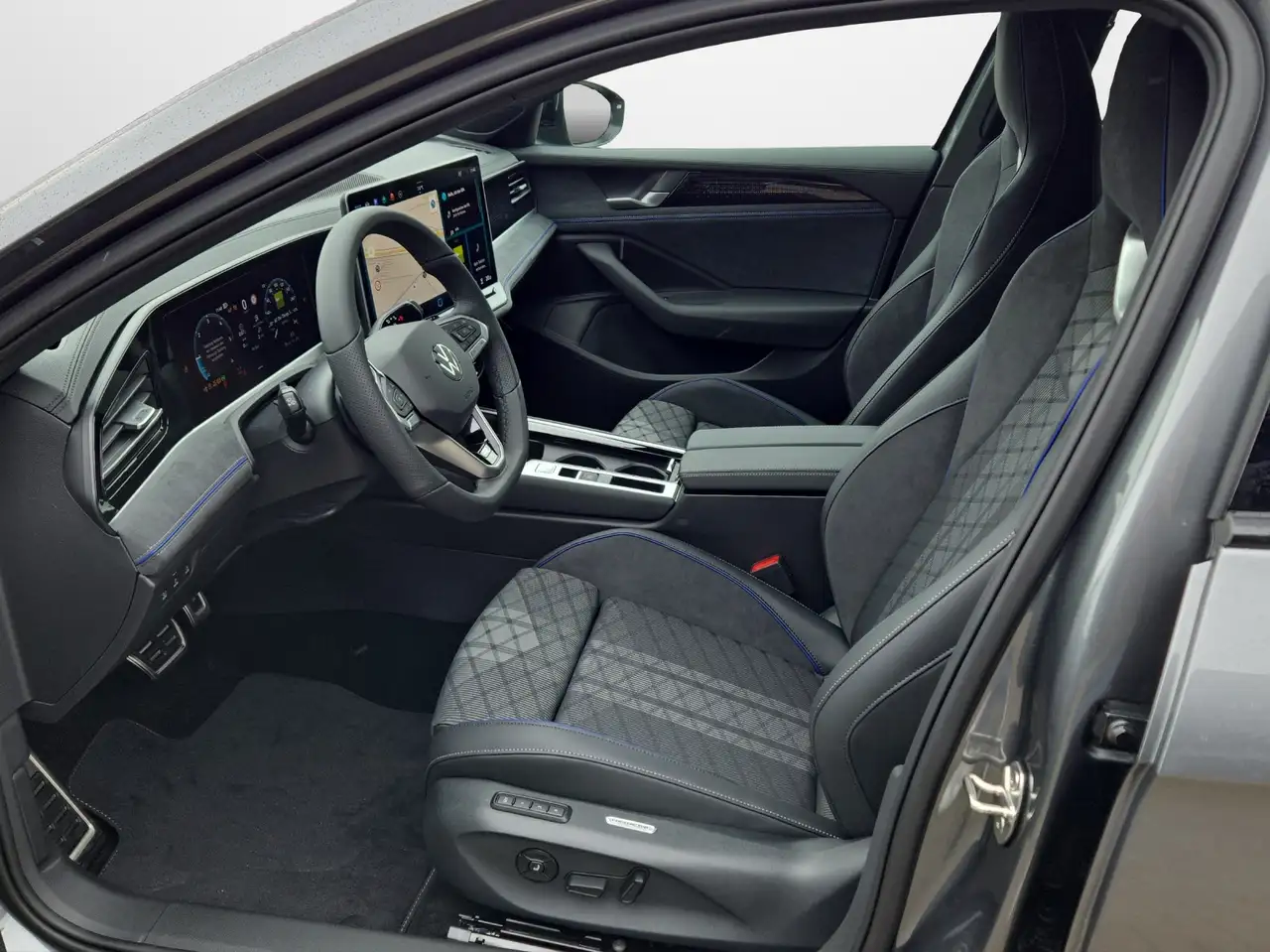 Volkswagen Passat Variant 2.0 TDI DSG 4M R-Line 8
