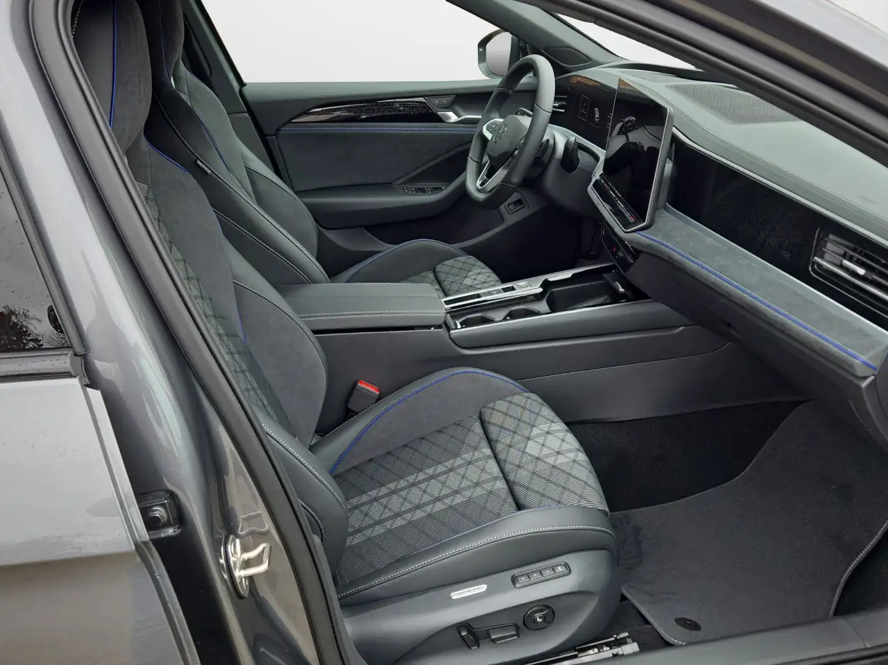 Volkswagen Passat Variant 2.0 TDI DSG 4M R-Line 14